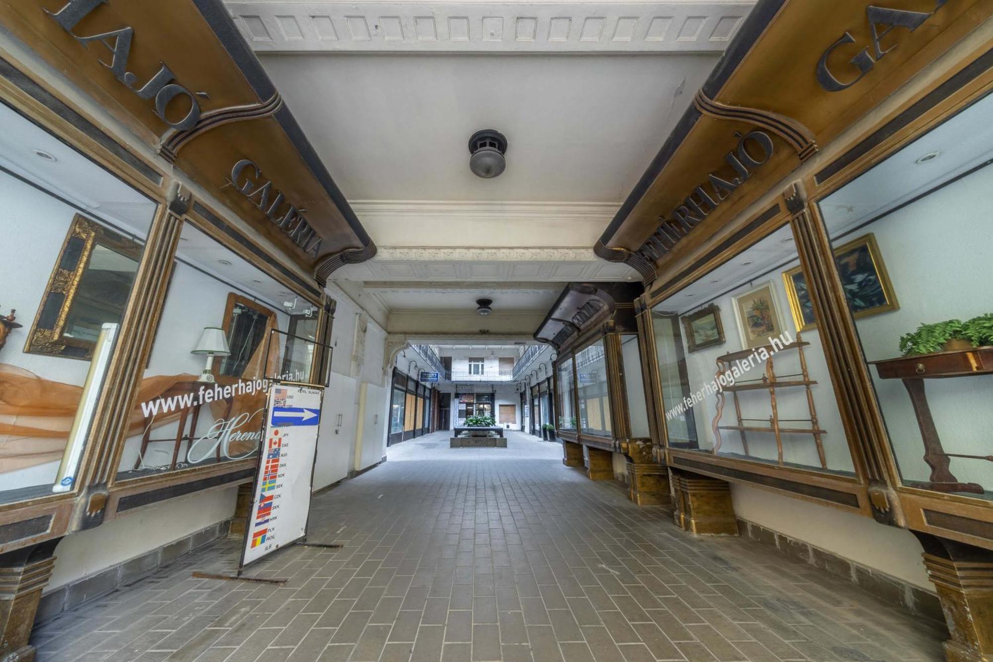 Js Modern Downtown Studios-Self Check-In Budapest Exterior photo