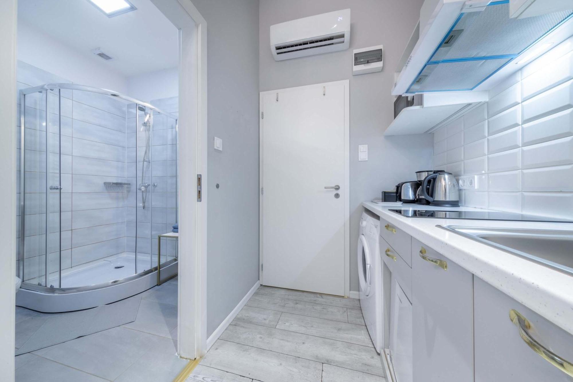 Js Modern Downtown Studios-Self Check-In Budapest Exterior photo