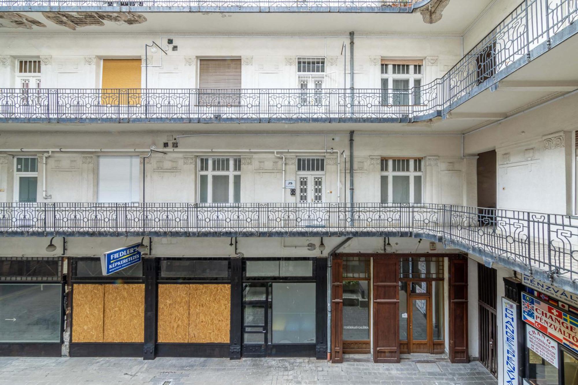 Js Modern Downtown Studios-Self Check-In Budapest Exterior photo